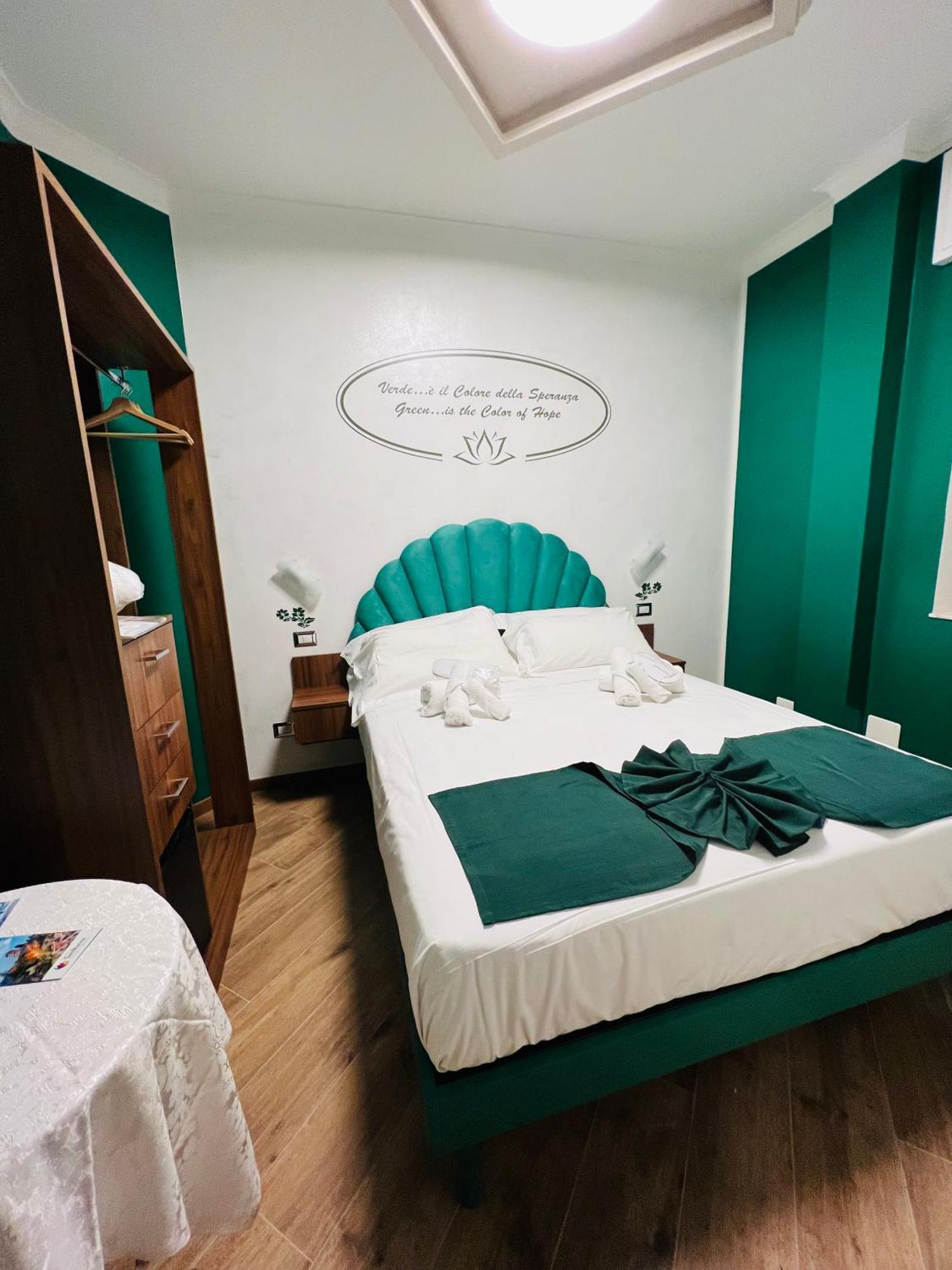 Rainbow Hotel Depandance Joli Сан Марино Екстериор снимка